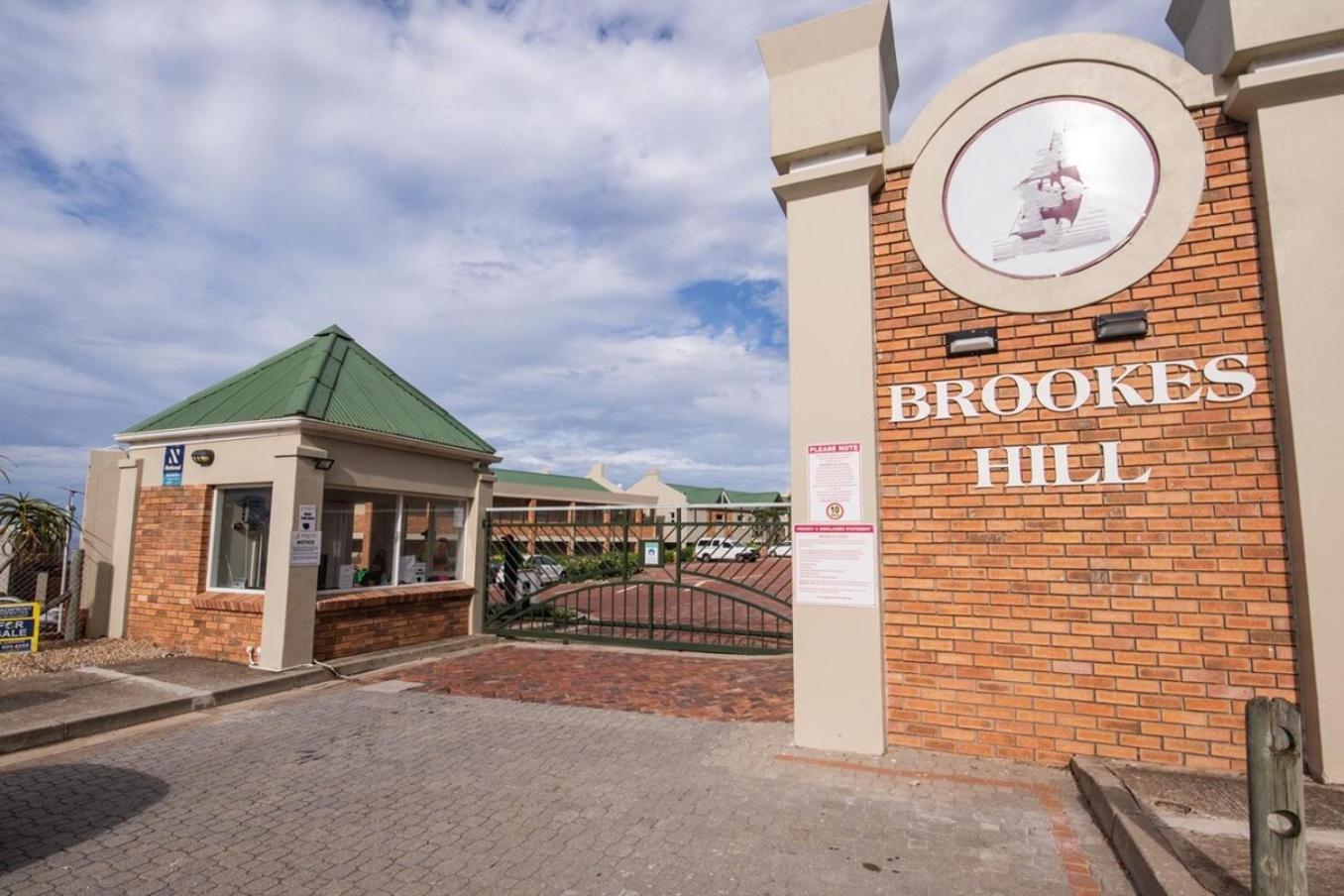 Brookes Hill Studio, Unit 156 Port Elizabeth